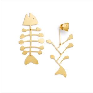 🆕 Tory Burch Fish Mismatched Earring $178